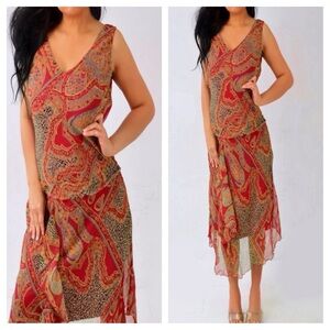 Chic Paisley Midi Dress in Red and Brown